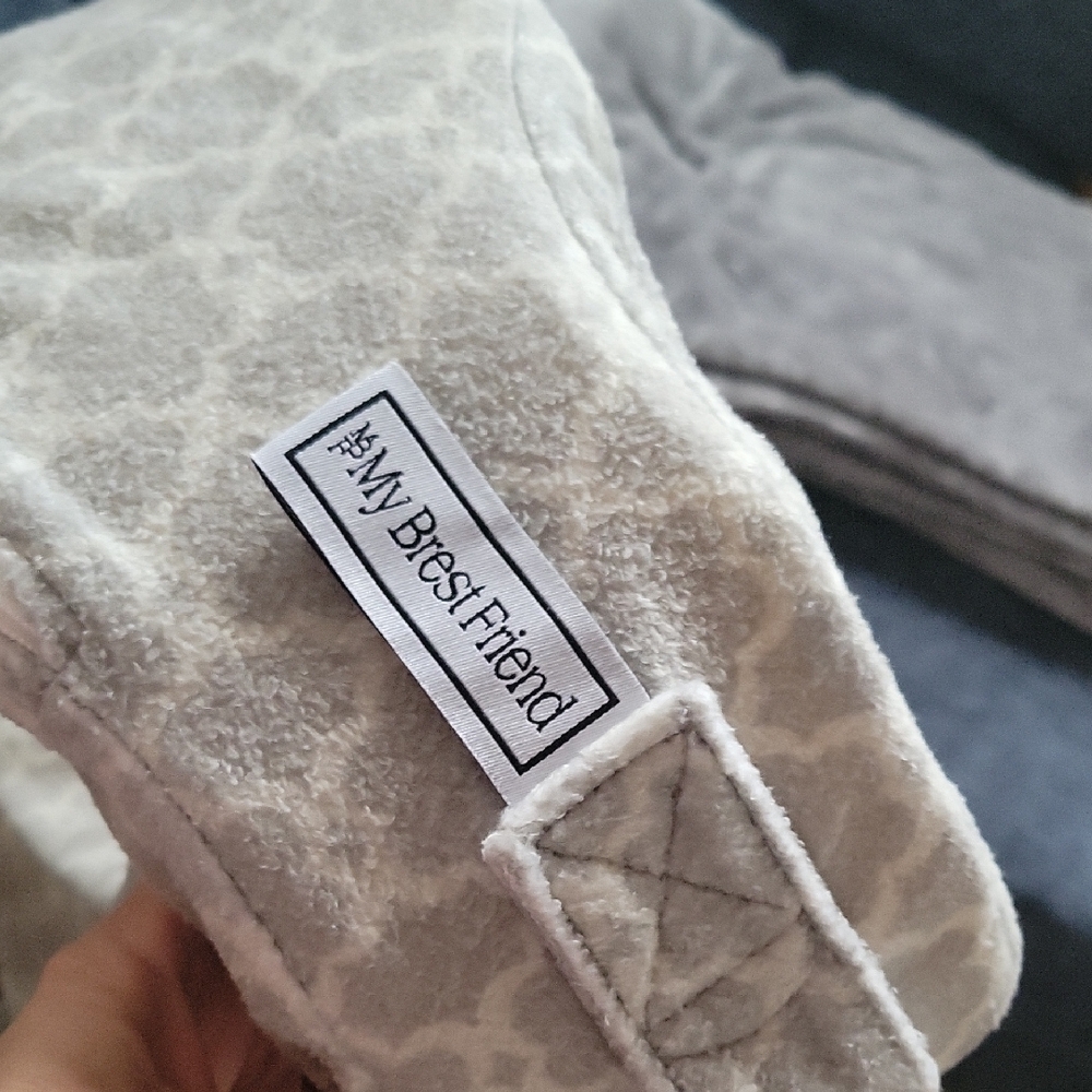 My Brestfriend Nursing Pillow